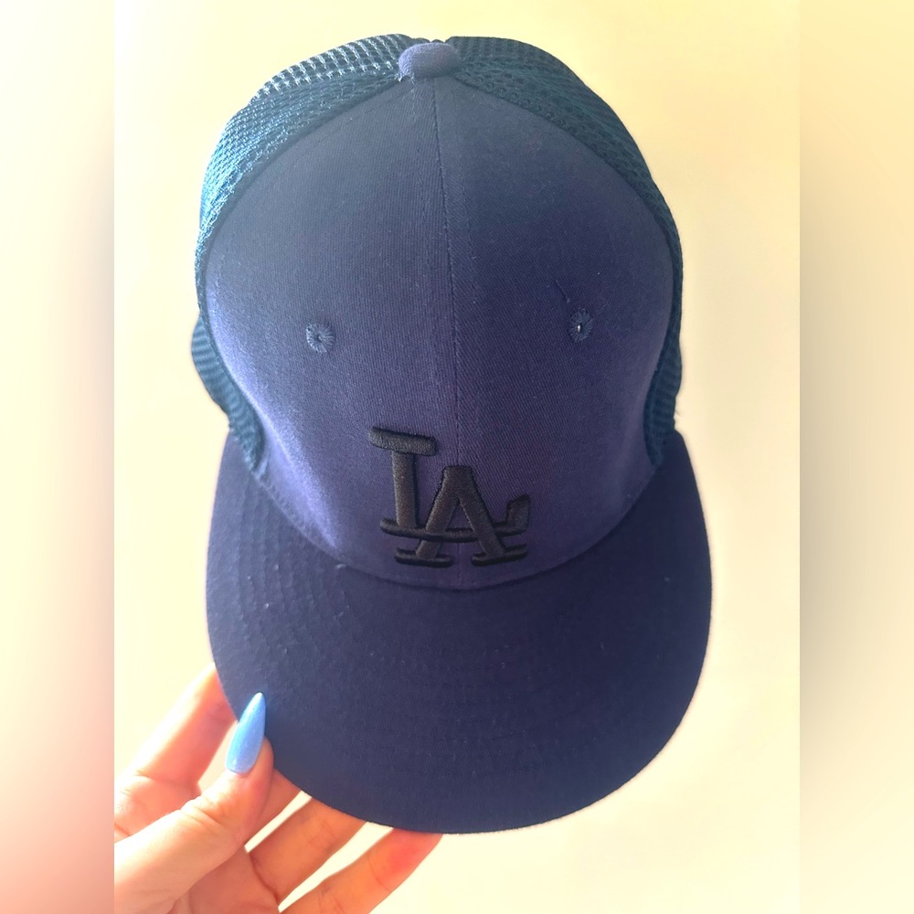 🤍💙 Los Angeles Dodgers 2025 Law Enforcement Day SnapBack Hat - Navy Blue 💙🤍